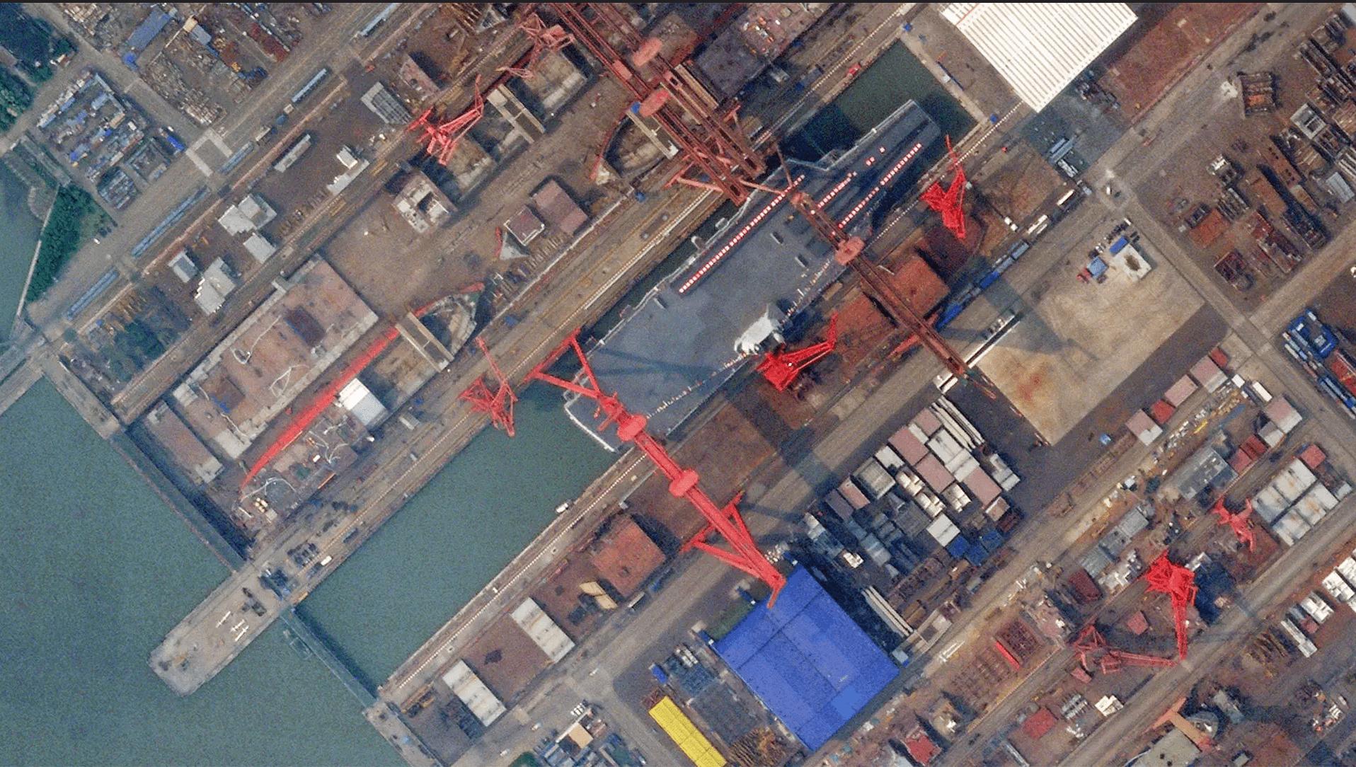 全球首艘標(biāo)準(zhǔn)航空母艦，探索其歷史、設(shè)計與影響，全球首艘標(biāo)準(zhǔn)航空母艦，歷史、設(shè)計與影響深度探索