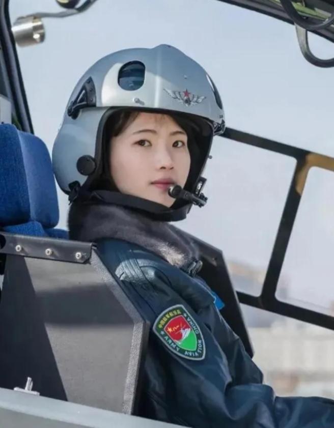 殲-20高清圖片壁紙，探索中國空軍新一代隱身戰(zhàn)機(jī)的魅力，殲-20隱身戰(zhàn)機(jī)高清壁紙，探索中國空軍新一代戰(zhàn)機(jī)的魅力