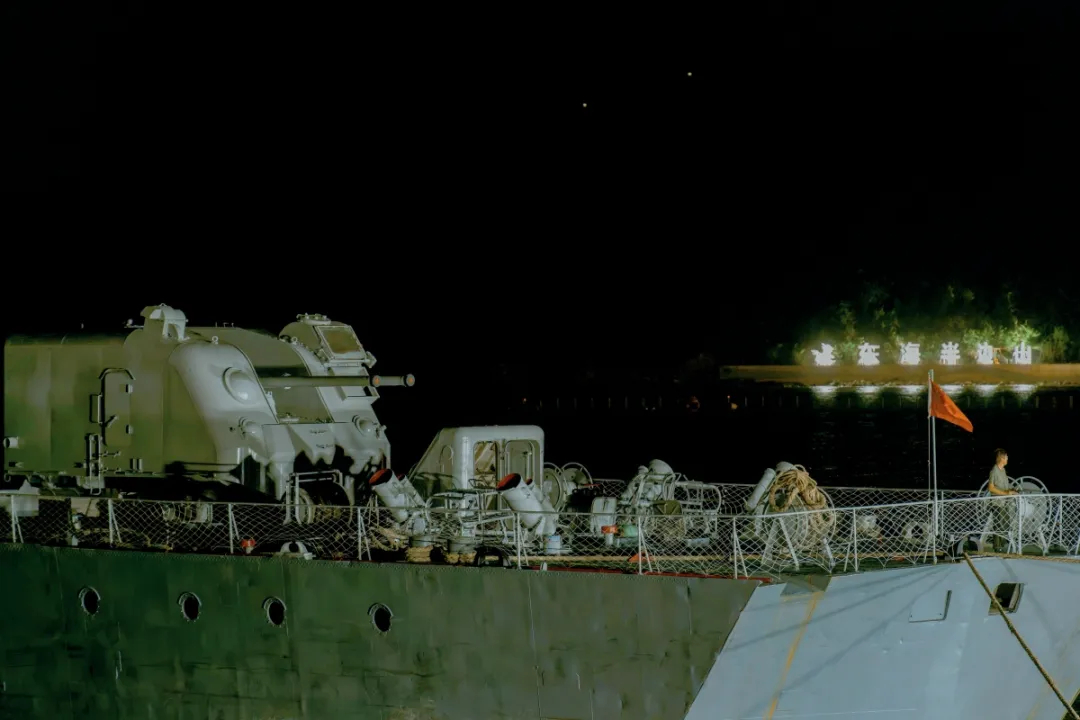 探索南京艦，一次深入了解中國(guó)海軍力量的訪問之旅，南京艦深度游，揭秘中國(guó)海軍力量之旅