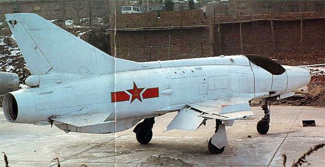殲-12戰(zhàn)斗機(jī)研發(fā)始末，殲-12戰(zhàn)斗機(jī)研發(fā)歷程揭秘