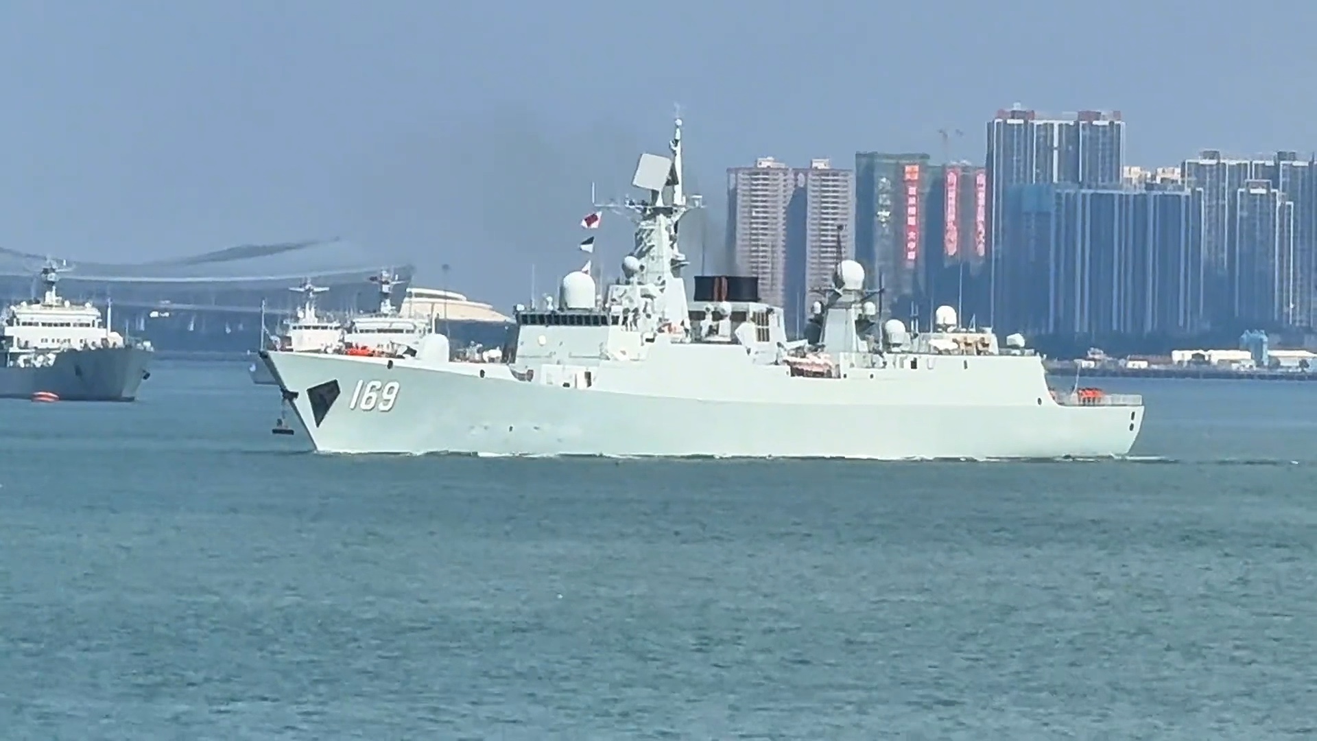 中國海軍的驕傲，169與170軍艦的輝煌歷程，中國海軍驕傲，戰(zhàn)艦169與170的輝煌歷程