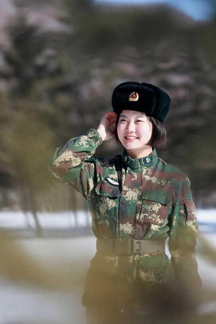 女兵的情懷，堅韌、激情與榮耀的交織，女兵情懷，堅韌激情與榮耀的交織之路