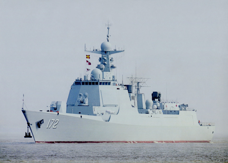 揭秘中國(guó)海軍新寵，052D驅(qū)逐艦與135號(hào)艦的完美結(jié)合，中國(guó)海軍新寵揭秘，052D驅(qū)逐艦與135號(hào)艦的完美結(jié)合展現(xiàn)強(qiáng)大實(shí)力