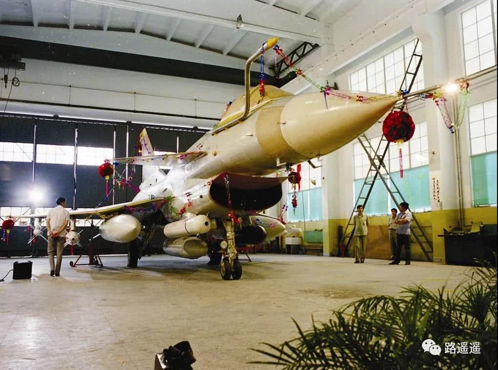 殲-10戰(zhàn)斗機(jī)研制過程深度解析，殲-10戰(zhàn)斗機(jī)研制過程深度探究