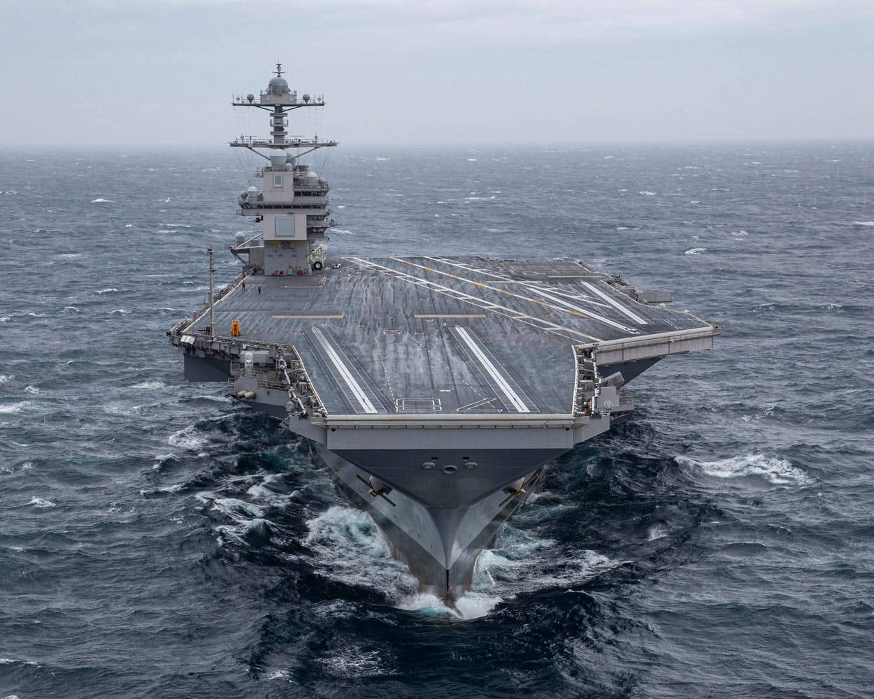 福特號(hào)航空母艦系統(tǒng)，引領(lǐng)現(xiàn)代海軍力量的革新與進(jìn)步，福特號(hào)航空母艦系統(tǒng)，引領(lǐng)現(xiàn)代海軍革新的先鋒力量
