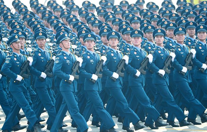 慶祝祖國(guó)70周年國(guó)慶閱兵中的方隊(duì)風(fēng)采，慶祝祖國(guó)70周年國(guó)慶閱兵中的方隊(duì)雄姿風(fēng)采展