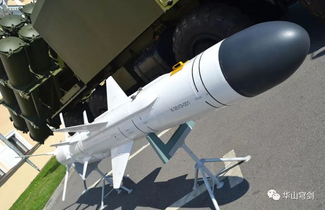 YJ18反艦導彈的長度解析，性能與技術(shù)的完美結(jié)合，YJ18反艦導彈，性能與技術(shù)的完美結(jié)合——長度解析